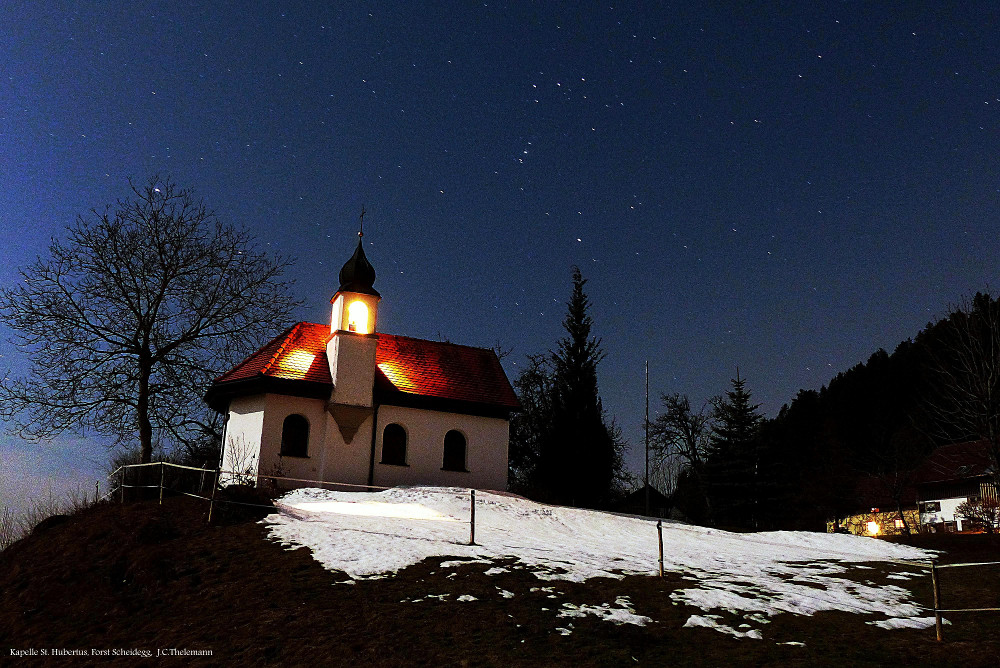 oekumenische-st-hubertus-kapelle-forst-scheidegg-von-jascha-thelemann-800.jpg